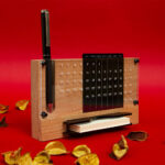 تقویم رومیزی پایه چوبی یادداشت دار کد 70303