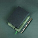 سالنامه جیبی 1405 جلد چرم کد 60267