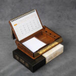 تقویم رومیزی پایه MDF کد 70270